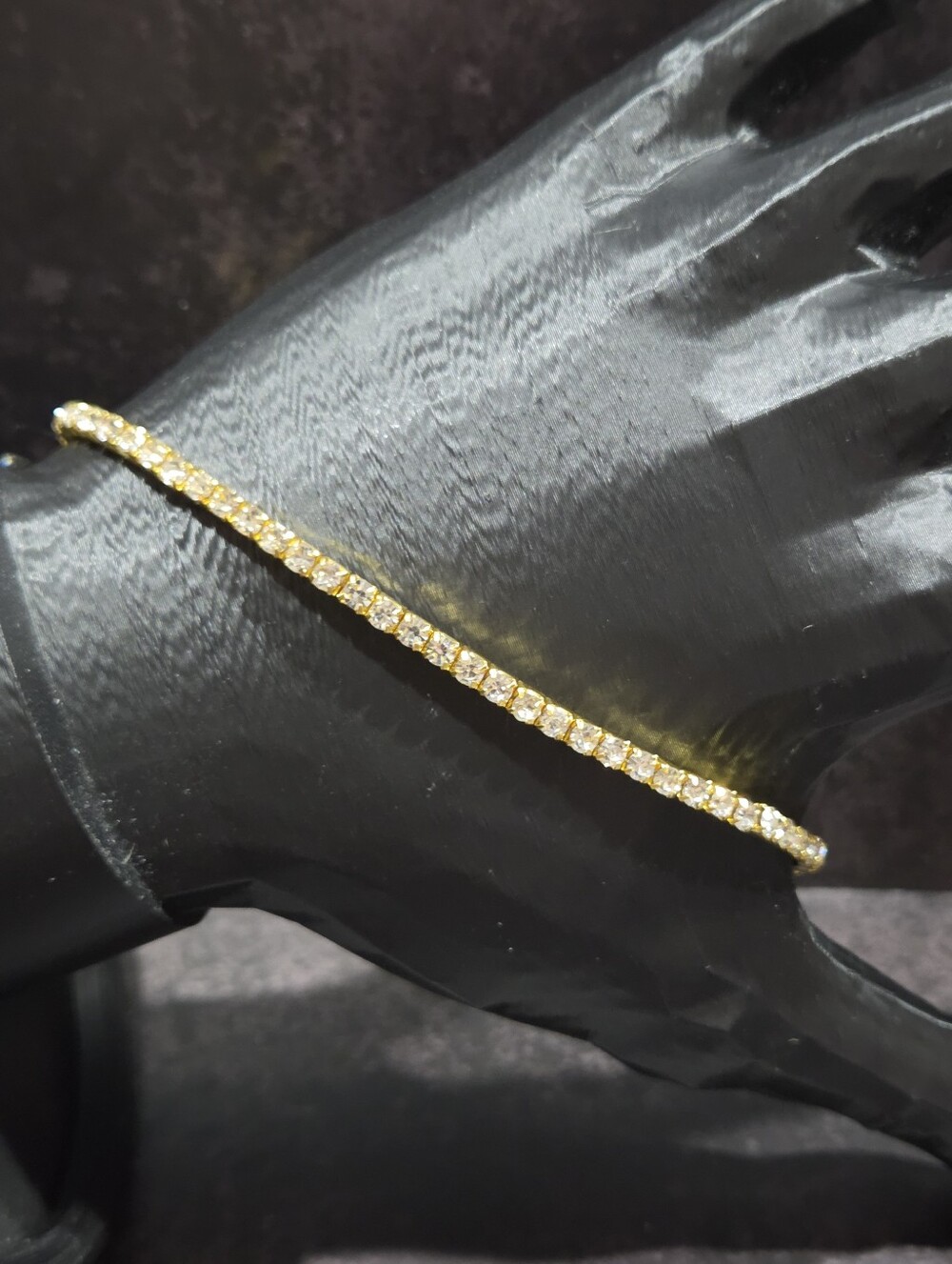 Rhinestone Stretch Bracelets Silver Or Gold - Picture 4 of 5